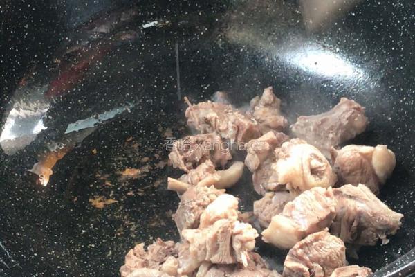 土豆烧鸭腿肉的做法图解9