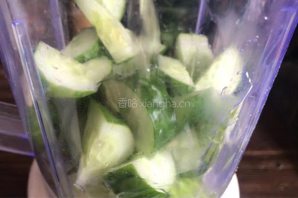 黄瓜冰粉西米露的做法图解3