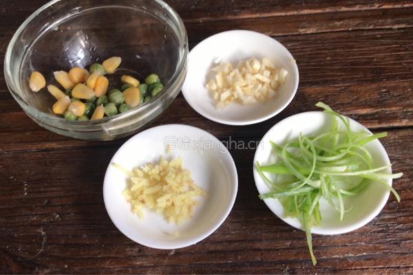 茄汁黄鱼的做法图解3