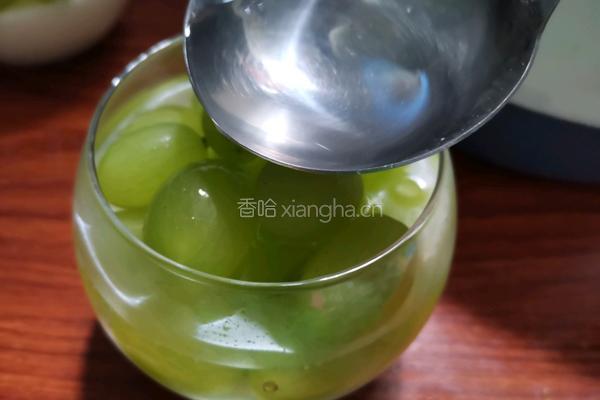 双色青提果冻杯的做法图解7