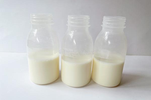 自制缤纷水果撞奶的做法图解5