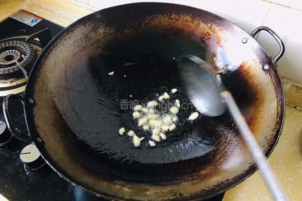 西葫芦炒番茄的做法图解2