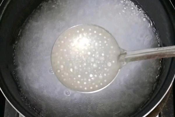 牛奶西瓜西米露的做法图解4
