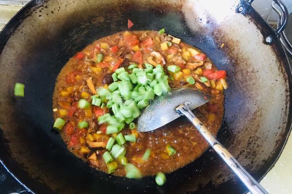 香菇牛肉荞面的做法图解9