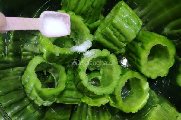 广东清热下火の酿苦瓜的做法图解8