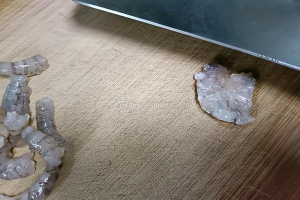 虾仁腐皮卷的做法图解5