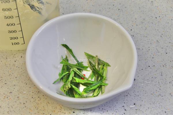 清凉一夏~荔枝薄荷果冻的做法图解6