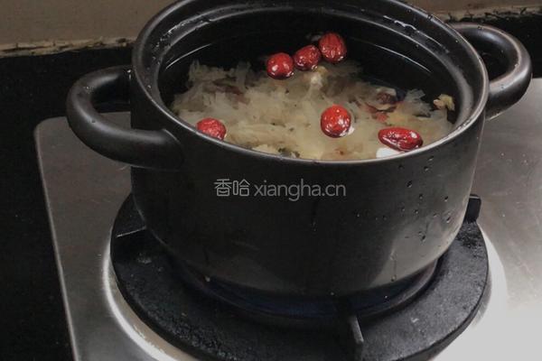 木瓜银耳汤的做法图解4