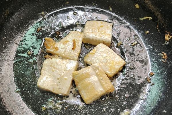 香煎豆腐的做法图解1