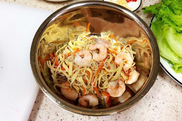 虾仁拌食蔬的做法图解6