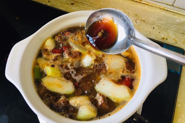 砂锅红烧牛腩炖冬瓜的做法图解9