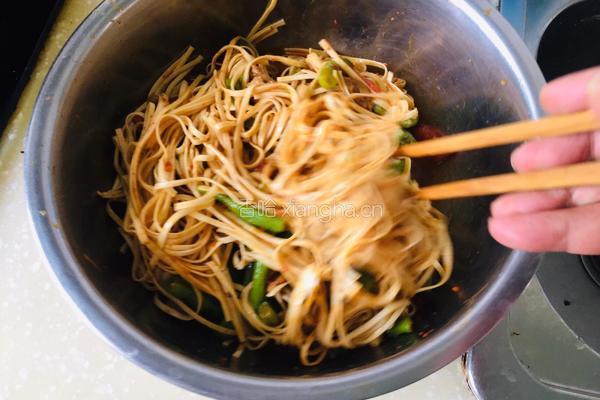 蒸豆角卤面的做法图解14