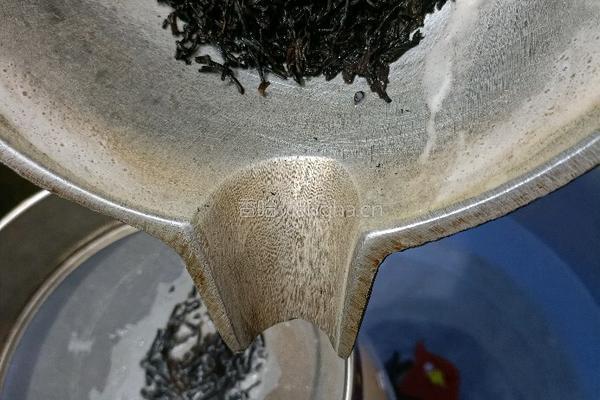 自制珍珠奶茶的做法图解3