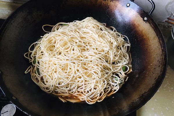红烧肉焖面的做法图解11