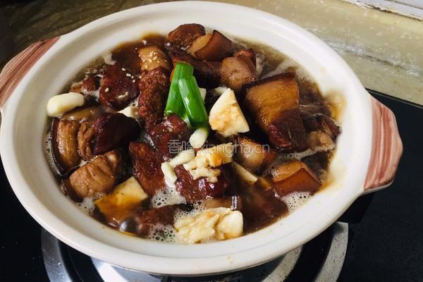砂锅红烧肉炖豆腐土豆的做法图解6