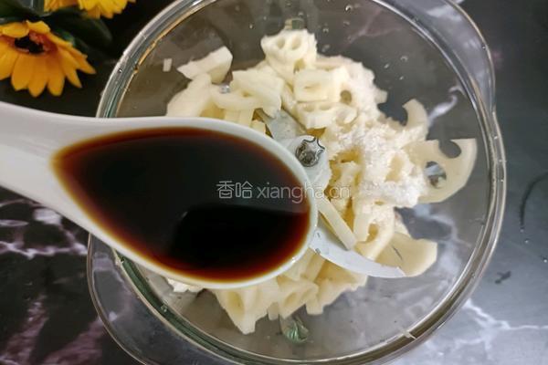 莲藕丸子莼菜汤的做法图解4