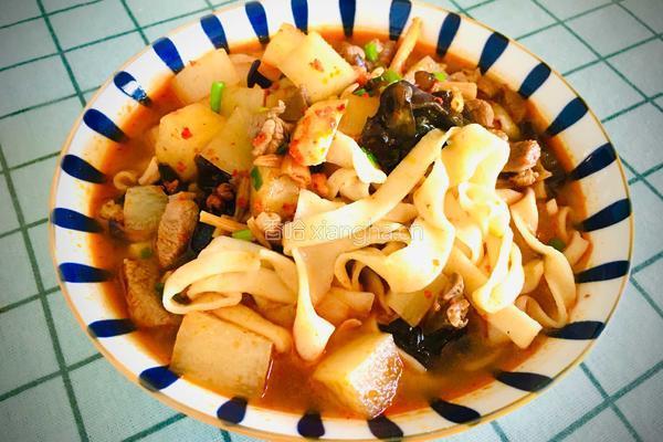 羊肉臊子手擀面的做法图解18