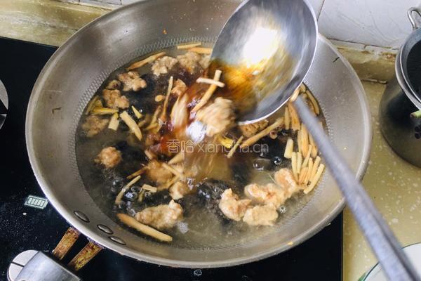 酸辣酥肉汤的做法图解2