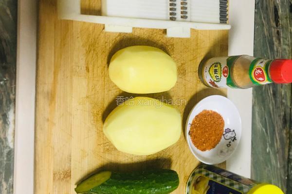 炸狼牙土豆的做法图解1