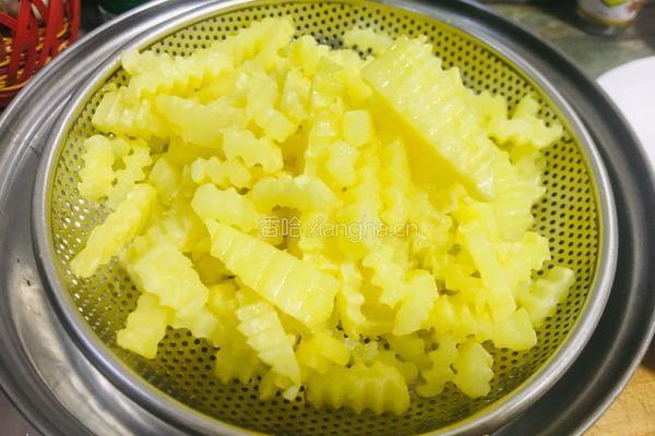 炸狼牙土豆的做法图解7