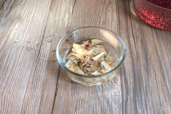 南瓜红豆小米粥的做法图解2