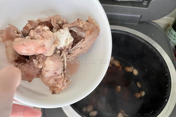 赤小豆扁豆猪尾骨祛湿汤(一人份)的做法图解7