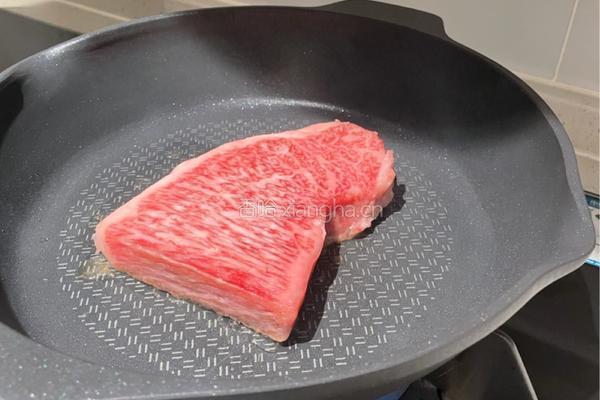 最原汁原味的牛排 入口即化的做法图解1