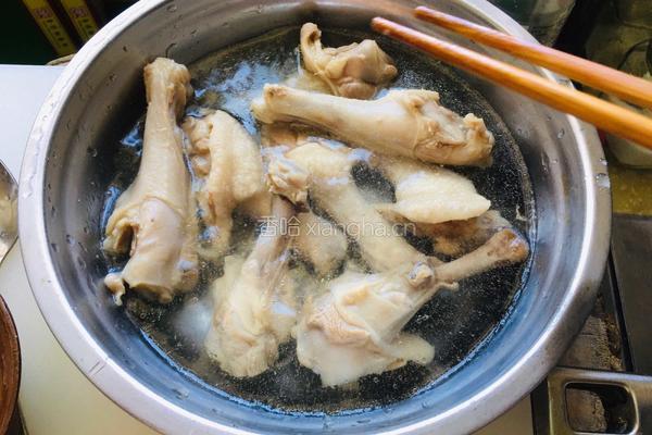 卤鸭翅根的做法图解3