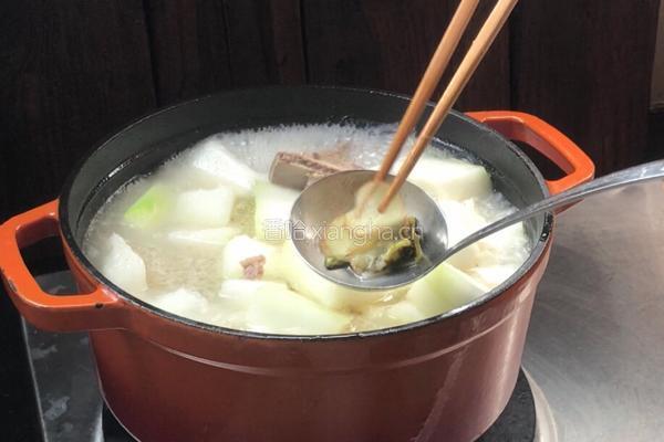西洋菜冬瓜骨头汤的做法图解10