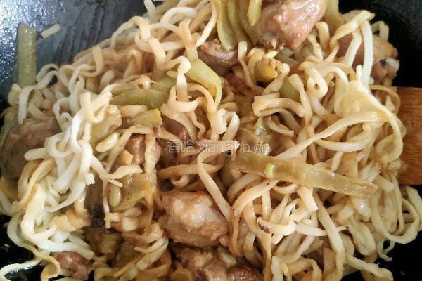 排骨豆角焖面的做法图解9