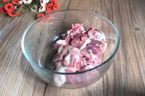 鸭肉烧冬瓜的做法图解1