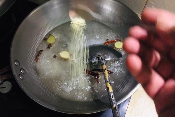 泡椒娃娃菜的做法图解7