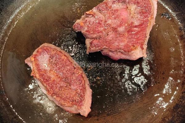风味嫩度俱佳又兼顾性价比的板腱牛排的做法图解3