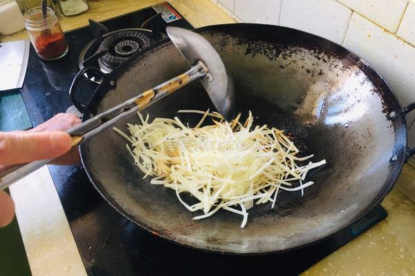 酸辣土豆丝的做法图解4