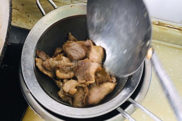青椒炒过油肉的做法图解8