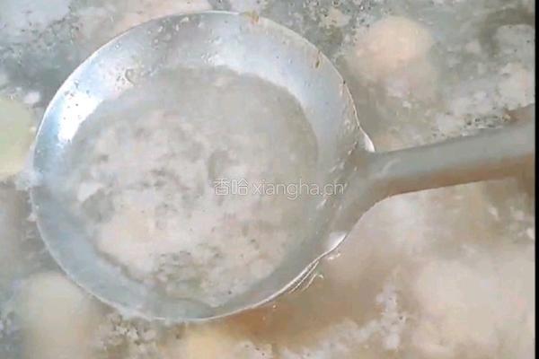 竹笋椰子鸡汤的做法图解3
