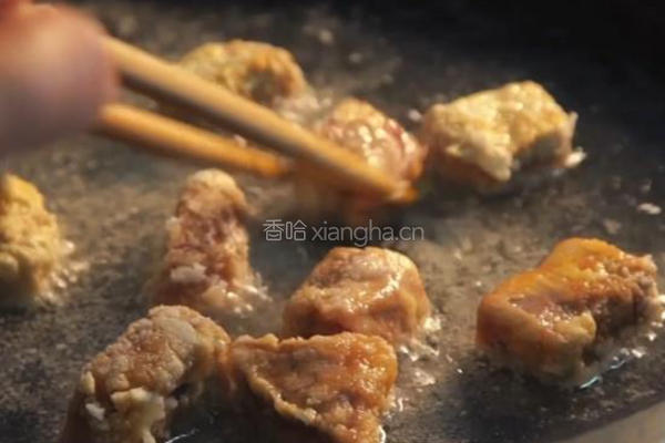 草莓牛肉粒的做法图解5