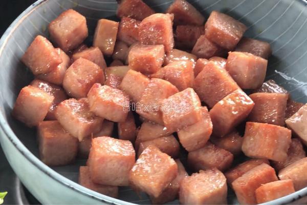 辣椒毛豆炒午餐肉的做法图解8