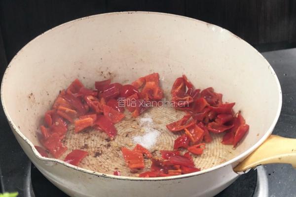 辣椒毛豆炒午餐肉的做法图解9