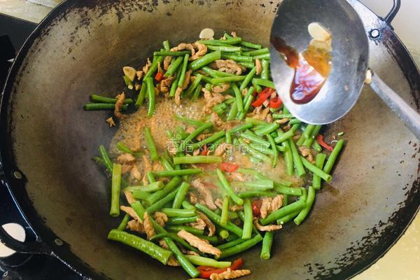 豇豆炒肉丝的做法图解10