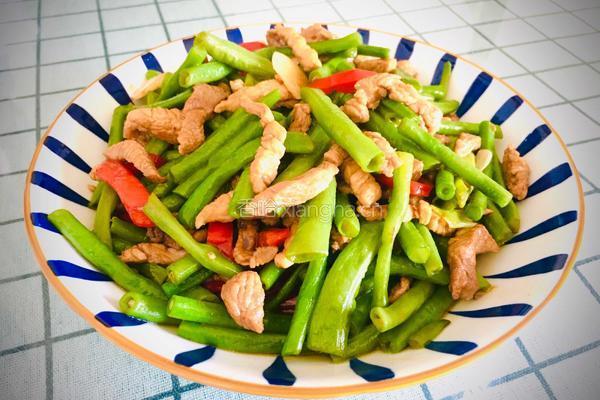 豇豆炒肉丝的做法图解11