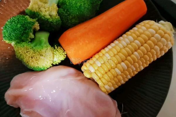 减脂鸡肉蔬菜饼的做法图解1