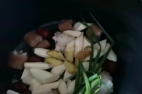 山药猪尾汤的做法图解6