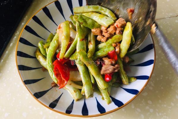 干煸梅豆的做法图解13