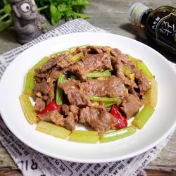 西芹炒牛肉的做法[图]