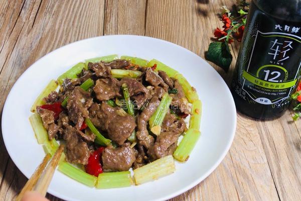 西芹炒牛肉的做法图解13
