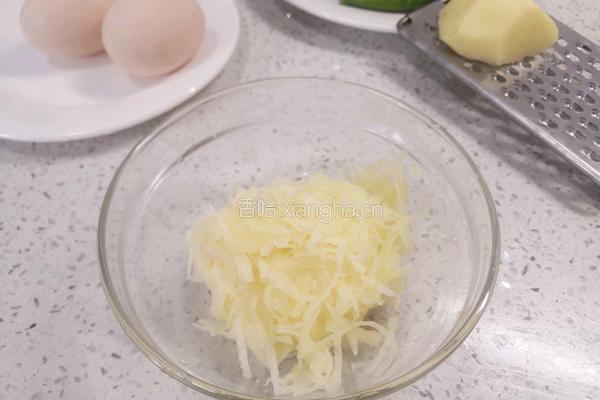 鸟巢土豆饼的做法图解3