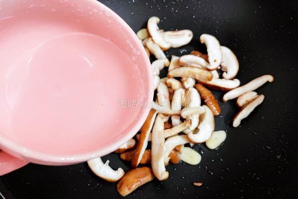 香菇肉片煲的做法图解9