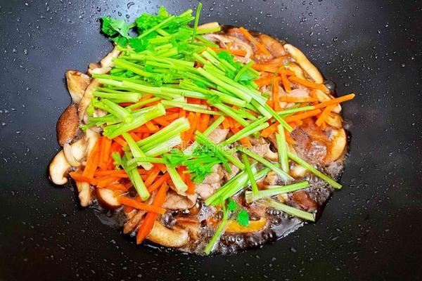 香菇肉片煲的做法图解14