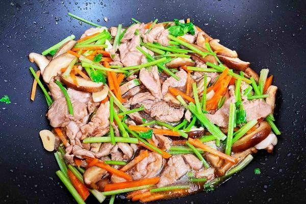 香菇肉片煲的做法图解15